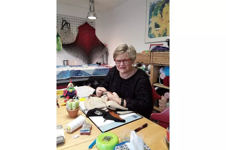 Macramé Boekenlegger maken in de bieb