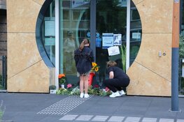 Bloemen als alternatief protest tegen coronamaatregelen