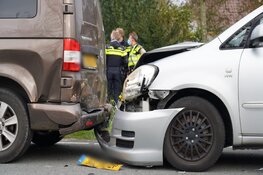 Veel blikschade bij kopstaart-botsing in Limmen