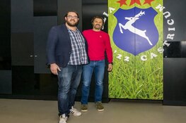 Vitesse &#39;22 en hoofdtrainers De Zeeuw en Touber langer met elkaar door