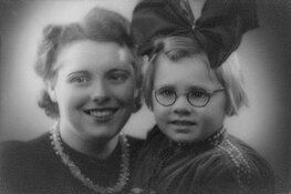 Fototentoonstelling Mijn moeder bij Bibliotheek Kennemerwaard