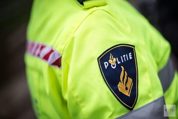 Man onder invloed botst bijna op politiewagen