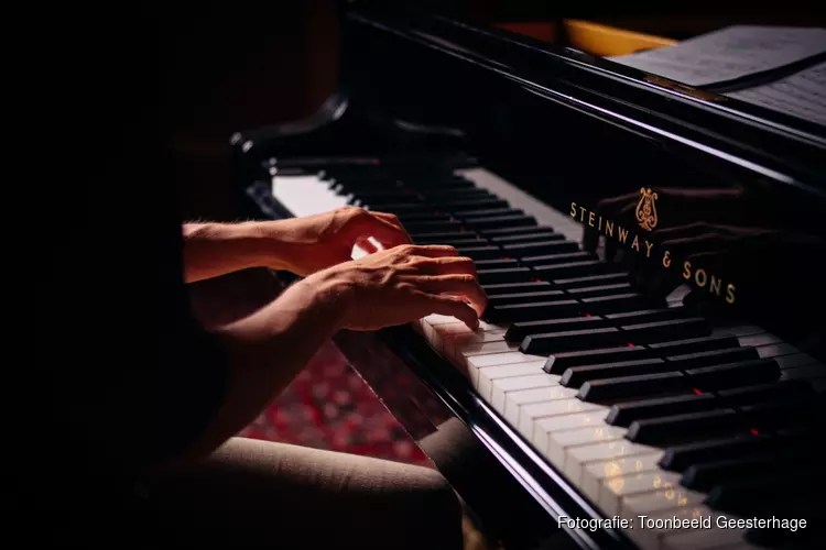 Toonbeeld leerling Martin Hvarkov krijgt masterclass van Ruben Plazier