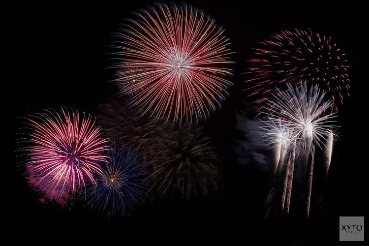 Vuurwerk tijdens de jaarwisseling in Castricum