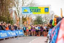 Spannende strijd om Nederlandse titels bij NK 10 km Groet uit Schoorl Run