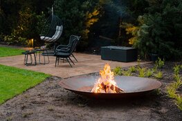 Voeg warmte toe aan je tuin met een vuurschaal