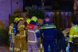Beginnende autobrand aan Rijksweg in Limmen