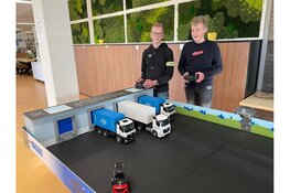 Leerlingen Bonhoeffercollege ontdekken de wereld van transport en logistiek