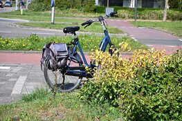 Sleepkabel breekt en raakt fietser