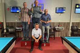 Eindsprint van Gijs van Hooff net te kort: Nico Scheerman pakt titel