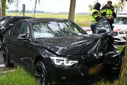 Automobilist verliest macht over het stuur en komt tegen boom terecht in Castricum