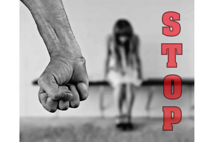 Gemeente Castricum opent meldpunt vrouwenveiligheid