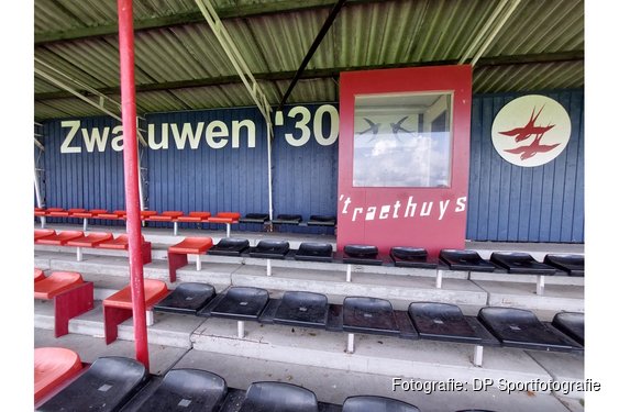 Zwaluwen '30 haalt uit tegen koploper FC Castricum