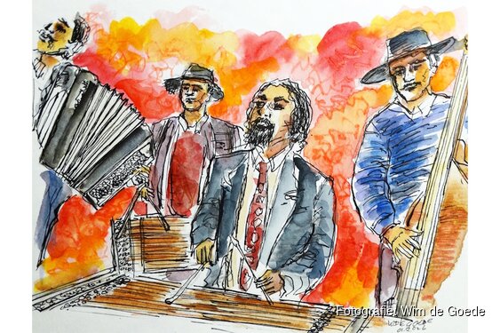 Zingen uit Balkanliedboek bij Kantado Festivalo