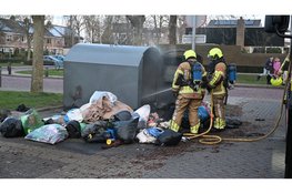 Containerbrand op Rembrandtsingel in Akersloot snel geblust