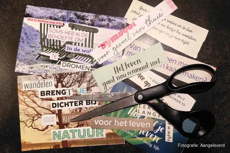 Poëzie knipselkunst in bibliotheek Akersloot