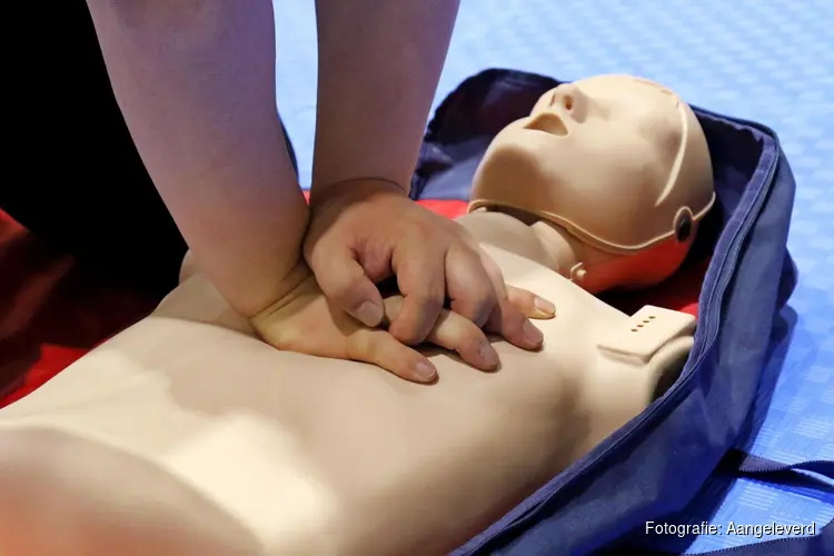 Reanimatiecursussen (met AED) bij EHBO Vereniging Heiloo-Limmen e.o.