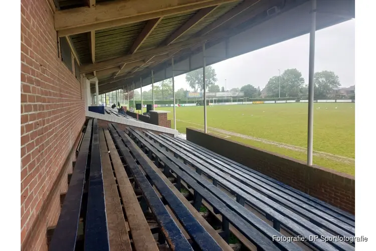 Vitesse '22 wint eerste thuiswedstrijd
