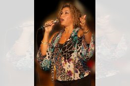 Rolinha Kross en haar zigeunertrio
