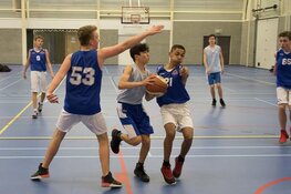 MAPLELEAVES U16-1 KAMPIOEN NA THRILLER
