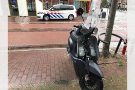 Tieners opgepakt voor heling snorfiets