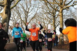 Juichzone op Camping Bakkum tijdens NN Halve Marathon van Egmond!