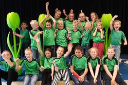 Basisschool Helmgras grote winnaar op schoolkorfbaltoernooi